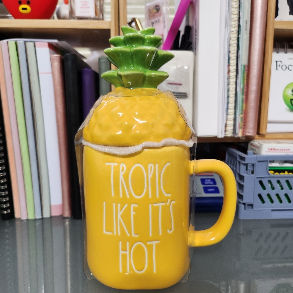 Rae Dunn Mug with topper NEW